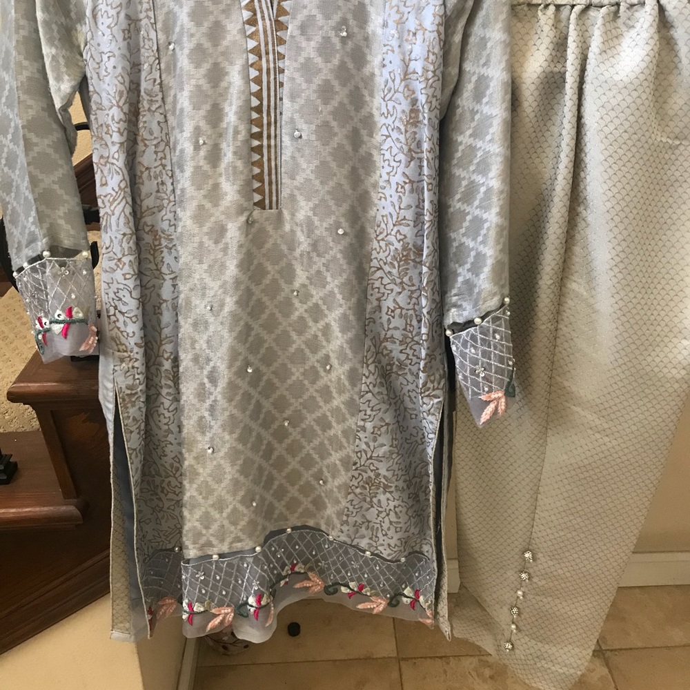 Gorgeous shirt with pants